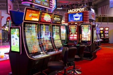 Dream Catcher wheel interface on istana showing multiplier segments and spin controls